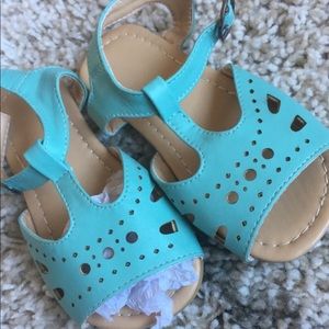 Adorable new sandals Smallwood sweethoney